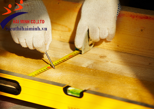 Bảo vệ sàn gỗ của bạn bằng máy đo độ ẩm gỗ