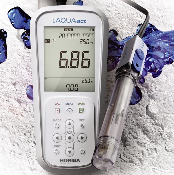 Máy đo pH ORP độ dẫn điện trở độ muối TDS cầm tay Horiba D-74G