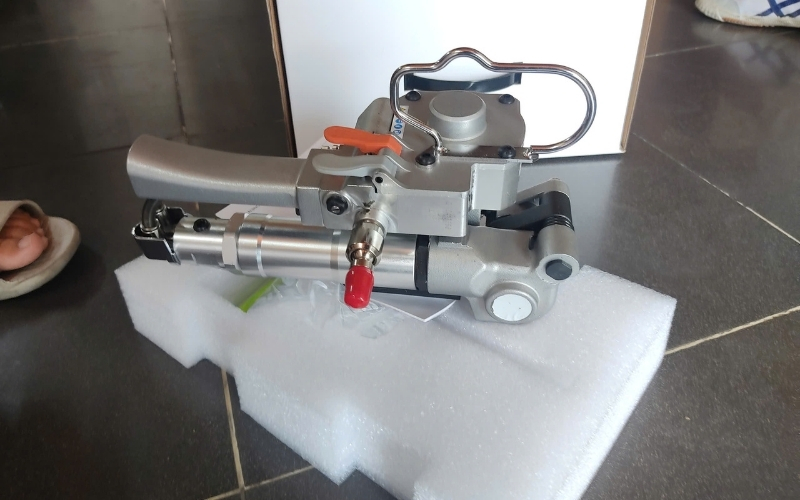 Cấu tạo của máy đóng đai nhựa dùng khí nén XQD 19