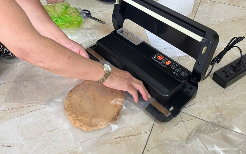 Kinh nghiệm chọn mua máy ép chân không mini