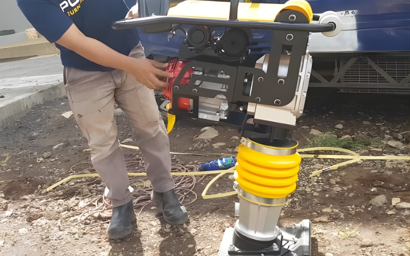 Kiểm tra linh kiện may dam coc bên ngoài