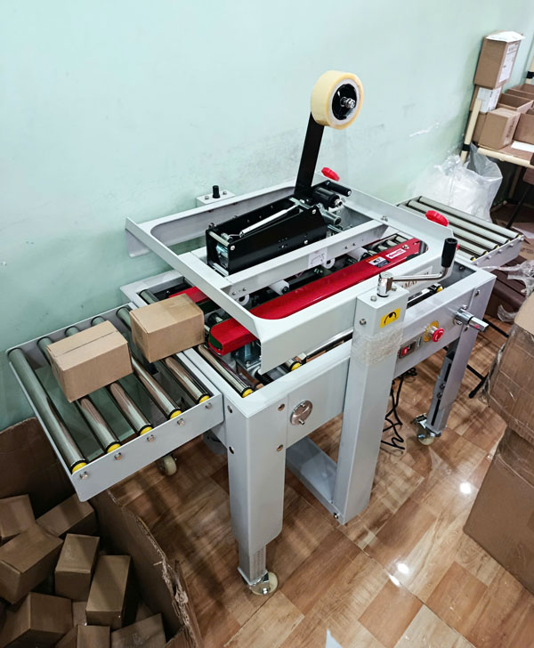 Máy dán thùng carton có những ưu nhược điểm nào?